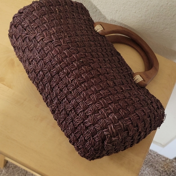 Wooden Top Handle Dark Brown Woven Purse - Picture 4 of 7